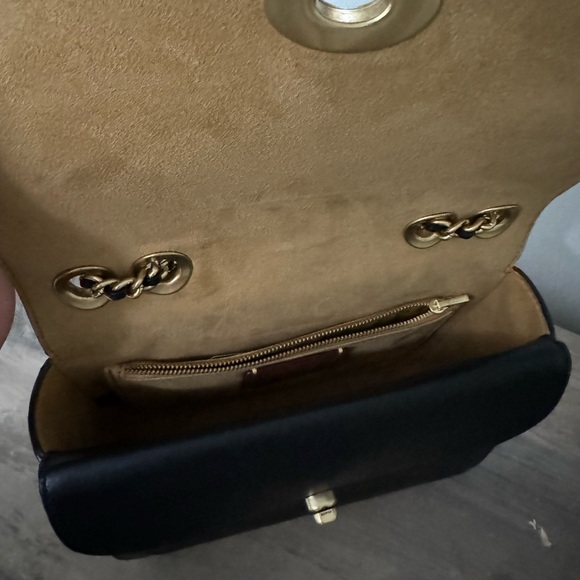 Authentic Coach Madison - Picture 3 of 8